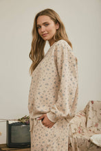 DITSY FLORAL BOXY CREW NECK SWEATSHIRT: KHAKI MULTI