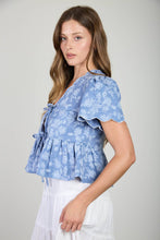 FLORAL EMBROIDERY FRONT TIE SCALLOPED PEPLUM TOP : DENIM