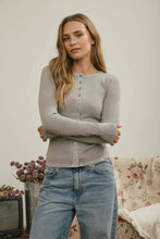 BUTTON FRONT ROUND NECK LONG SLEEVE KNIT TOP : BROWN
