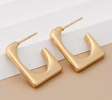 Gold Square Hoops