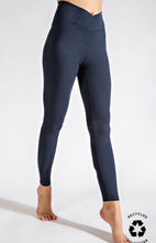 Butter-soft Leggings + Nocturnal Navy