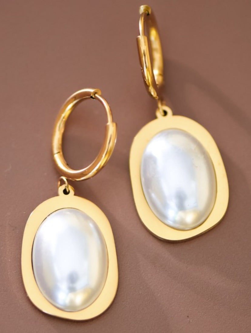 Gold + Pearl Drop Hoop