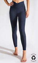 Butter-soft Leggings + Nocturnal Navy