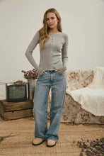 BUTTON FRONT ROUND NECK LONG SLEEVE KNIT TOP : BROWN