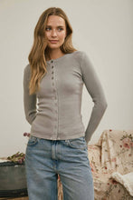 BUTTON FRONT ROUND NECK LONG SLEEVE KNIT TOP : BROWN