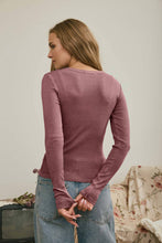 BUTTON FRONT ROUND NECK LONG SLEEVE KNIT TOP : BROWN